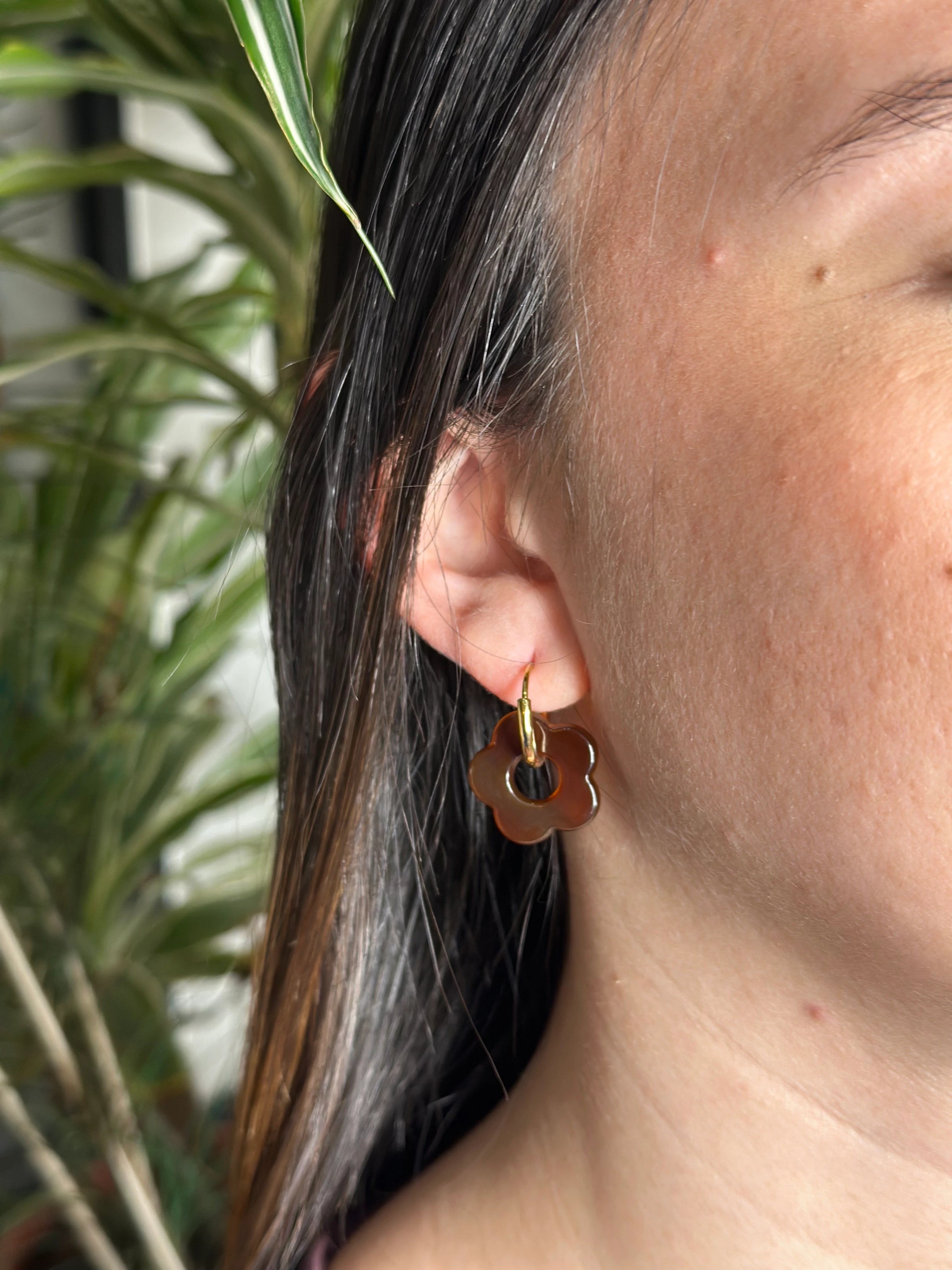 Boucle d'oreille fleur - marron
